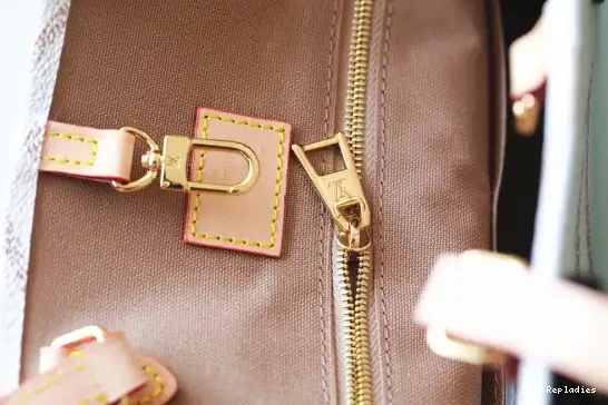 Cheap VUITTON MM ONTHEGO LOUIS 0619